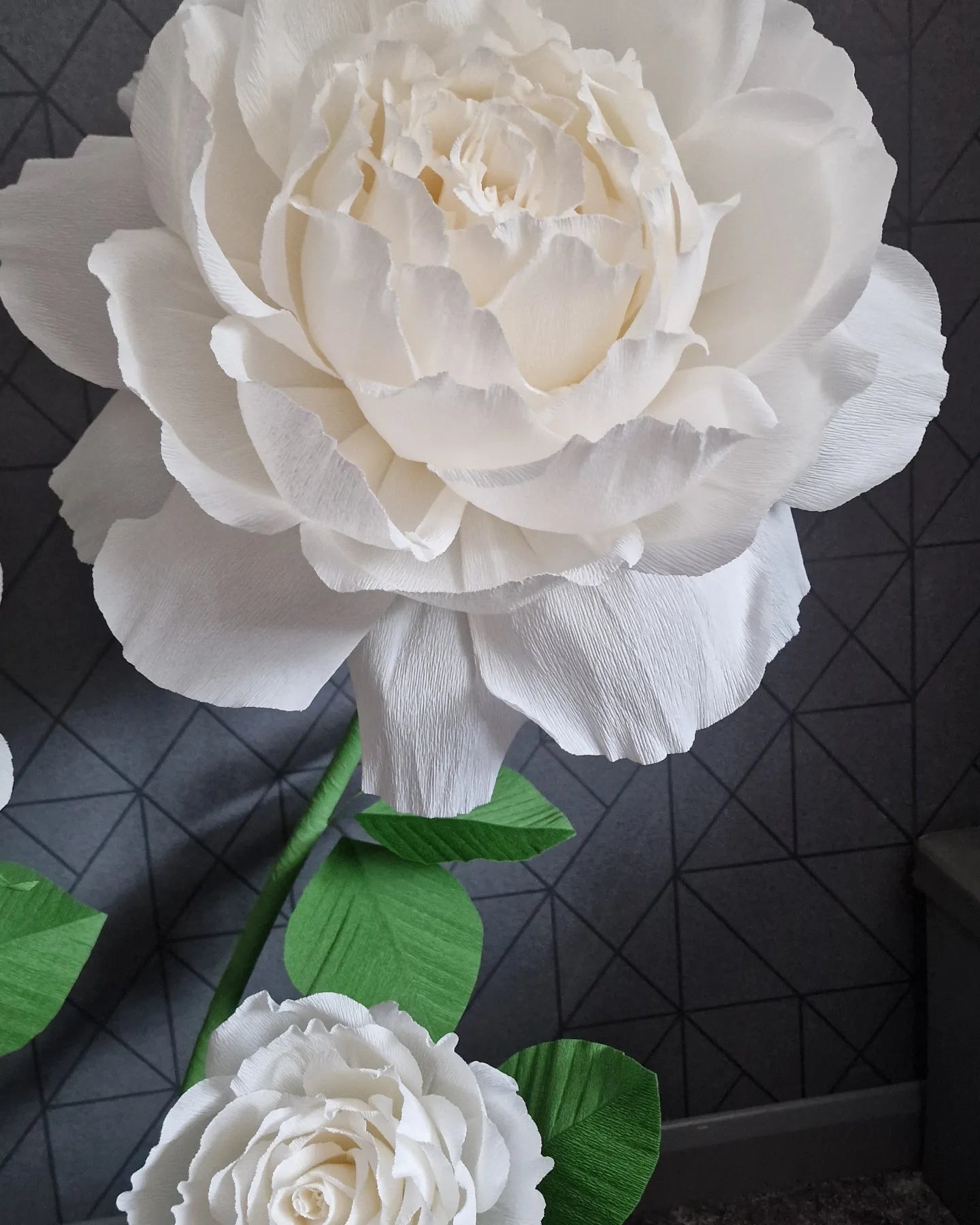 Large crepe paper rose tutorial